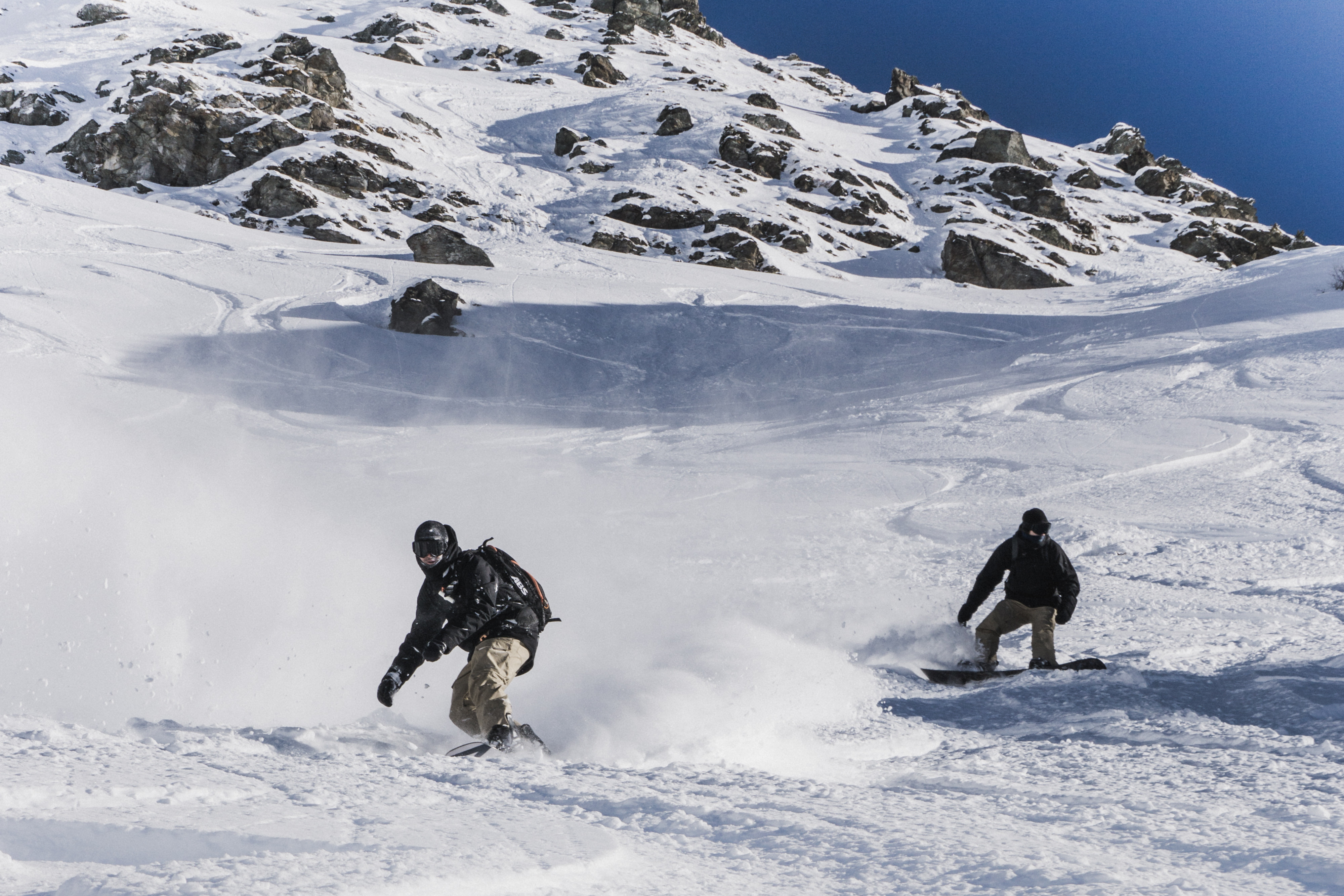Why become a snowboard instructor ?